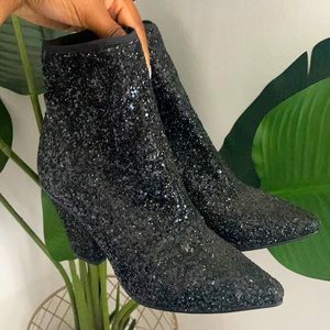 Black Sparlky Booties